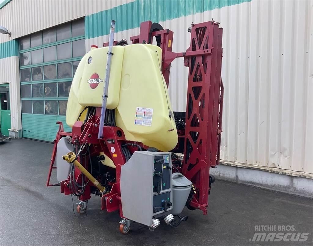Hardi MEGA 1200 Ρυμουλκούμενα ψεκαστικά