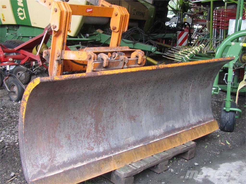 Hauer Terramatic Εκχιονιστήρες και χιονοδιώχτες