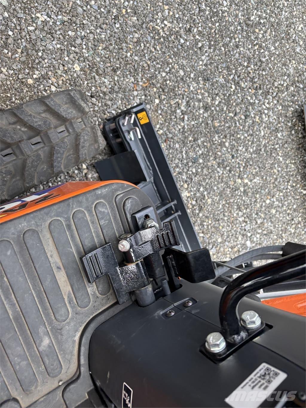 Hitachi ZX10U-6 Εκσκαφάκι (διαβολάκι) < 7t