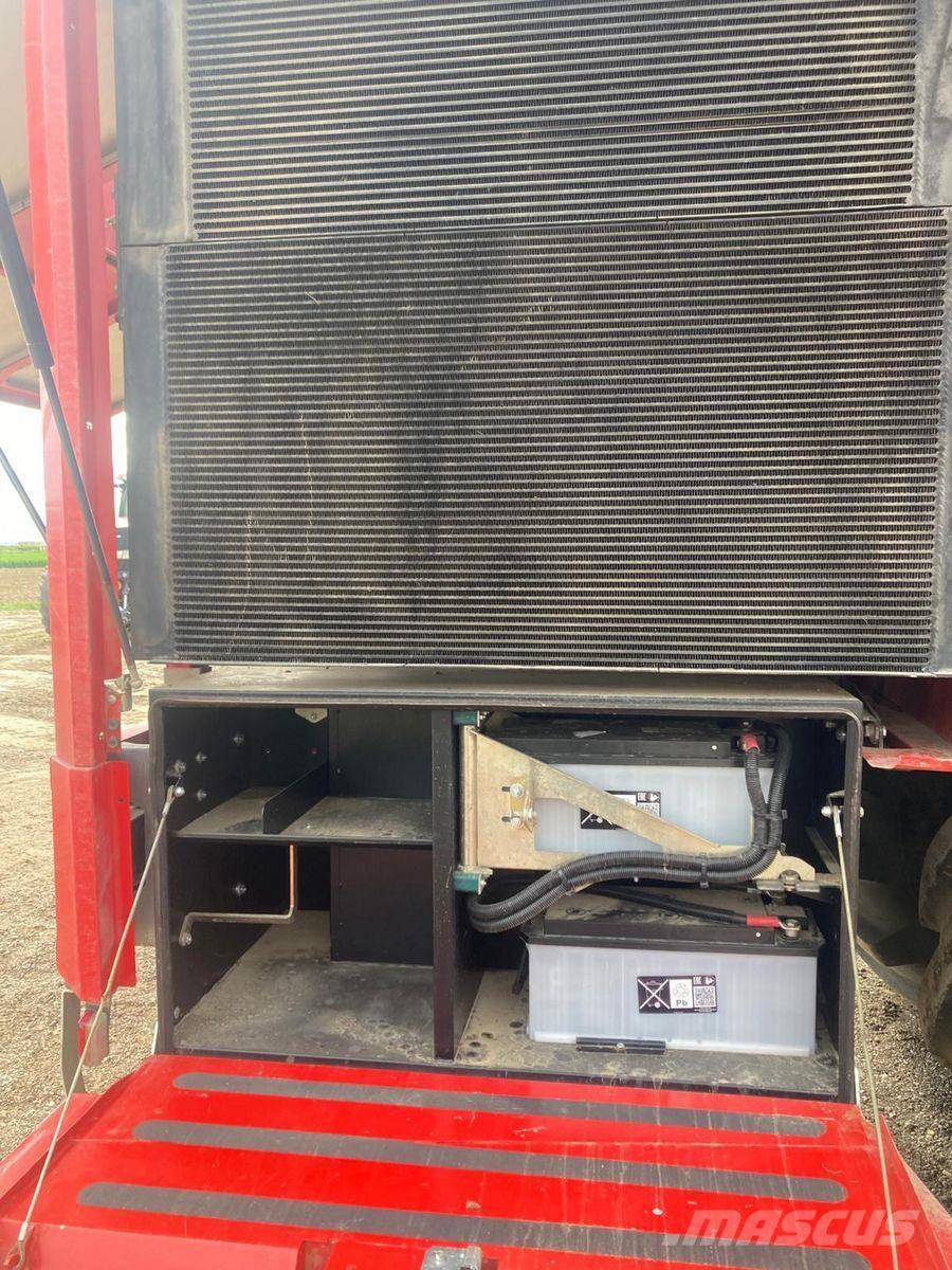 Holmer T4-30 Μηχανή εξαγωγής και συλλογής τεύτλων