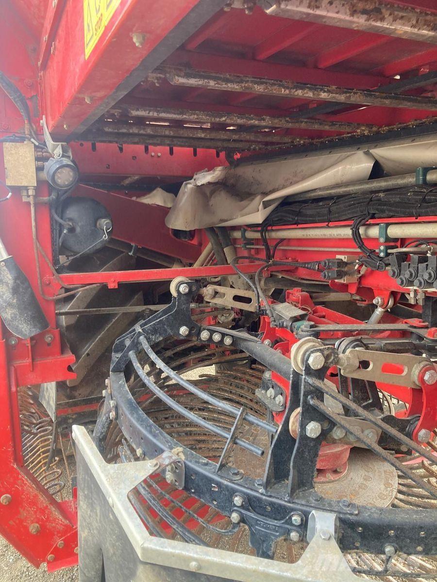 Holmer T4-30 Μηχανή εξαγωγής και συλλογής τεύτλων