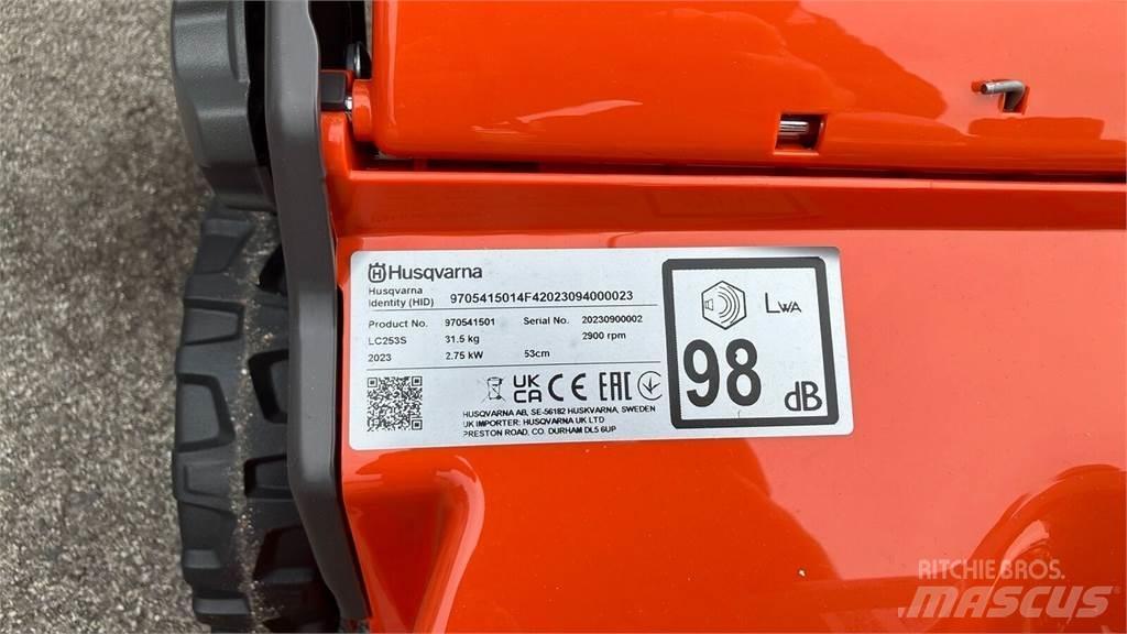Husqvarna LC 253S Χορτοκοπτικά με καθιστό χειριστή