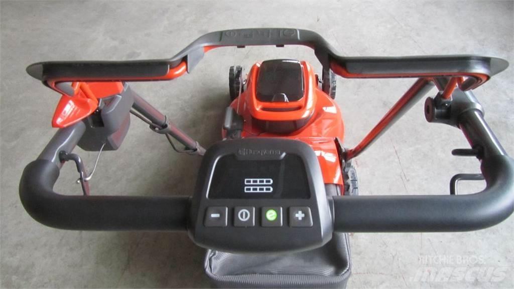 Husqvarna LC 347iVX Χορτοκοπτικά με καθιστό χειριστή