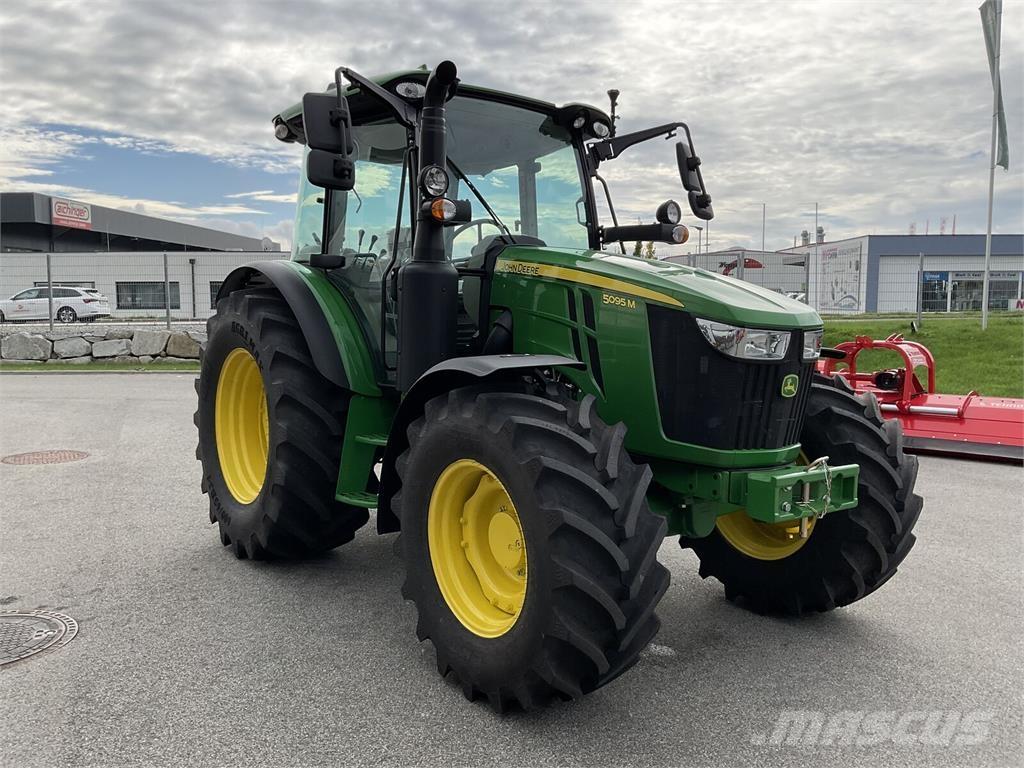 John Deere 5095M Τρακτέρ