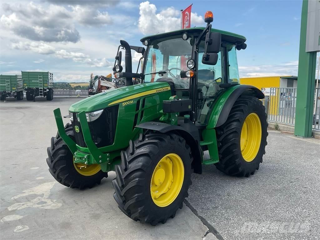John Deere 5100M Τρακτέρ