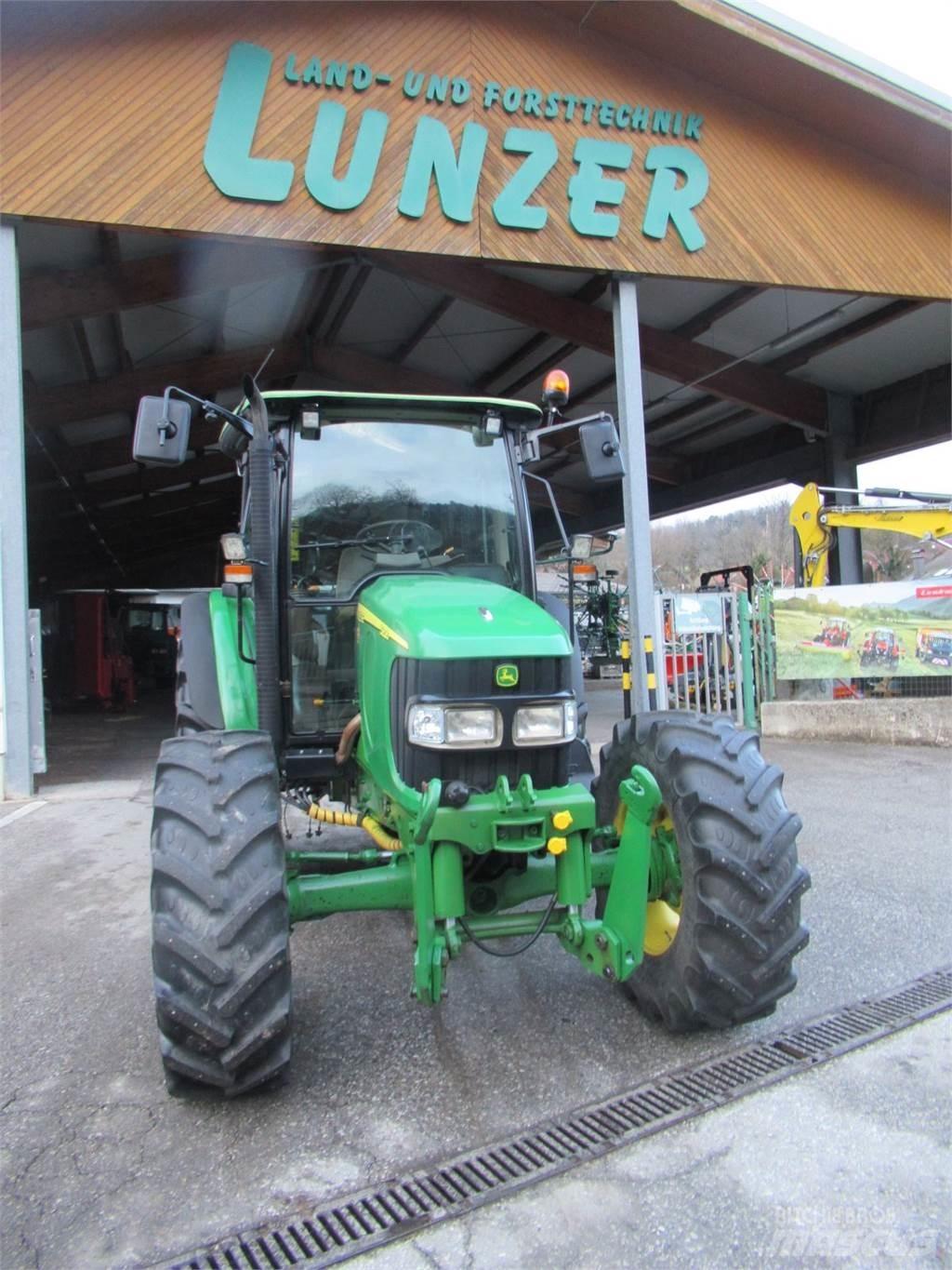 John Deere 5820 Τρακτέρ