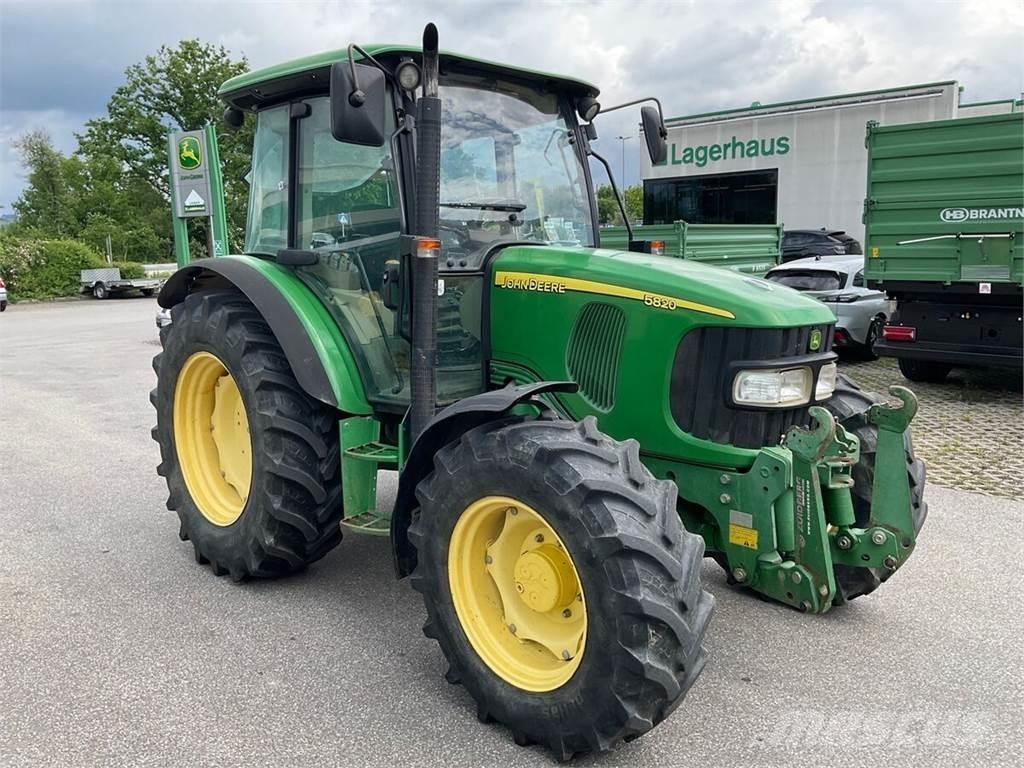 John Deere 5820 Τρακτέρ