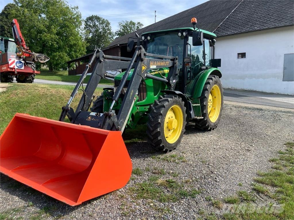 John Deere 5820 Τρακτέρ