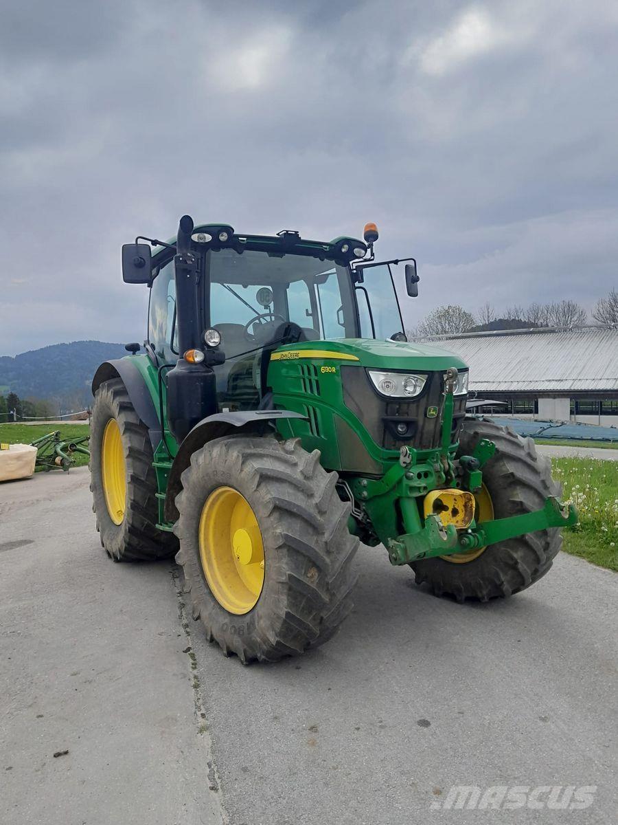 John Deere 6130R Τρακτέρ
