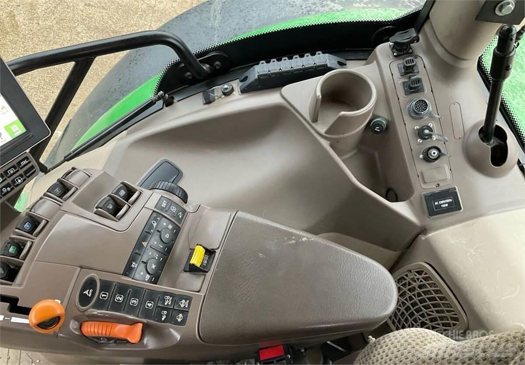 John Deere 6215R Τρακτέρ