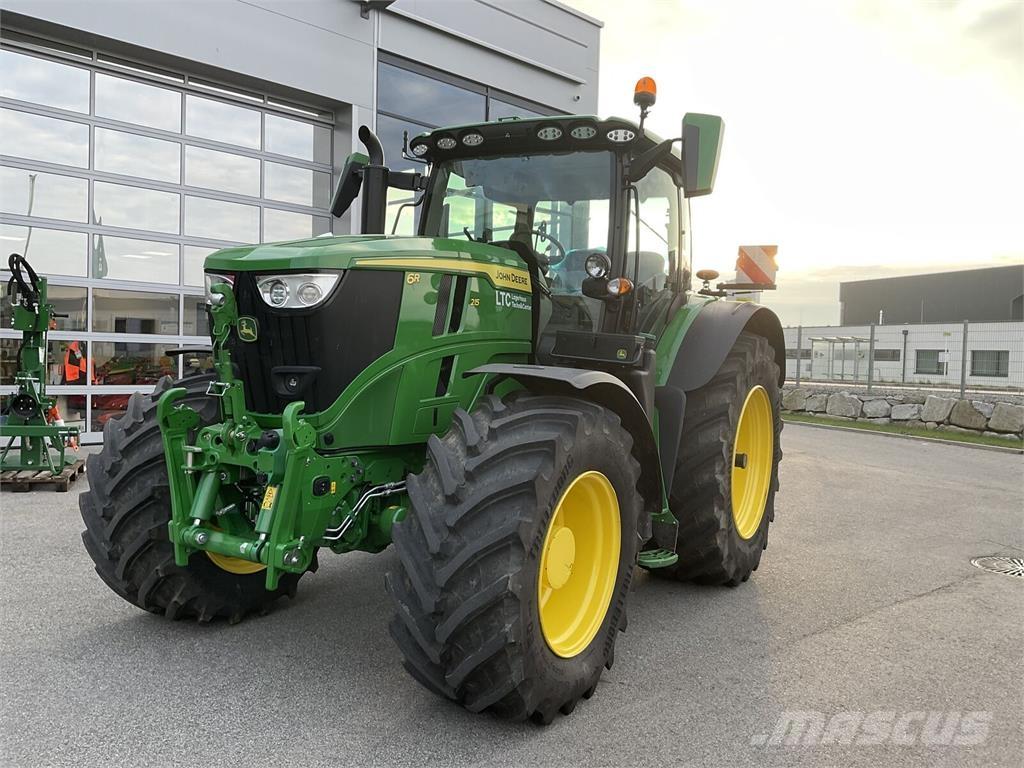 John Deere 6R 215 Τρακτέρ