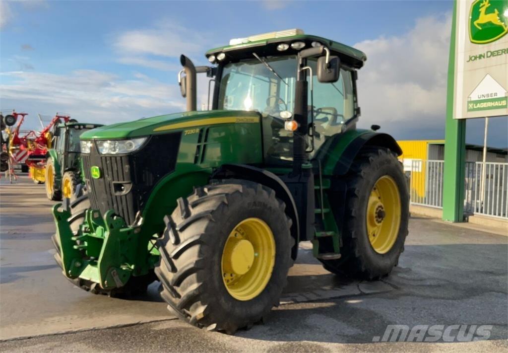 John Deere 7230R Τρακτέρ