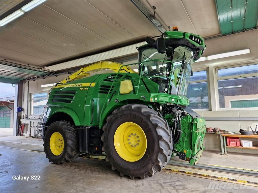 John Deere 8500 Ενσιρωκοπτικές μηχανές