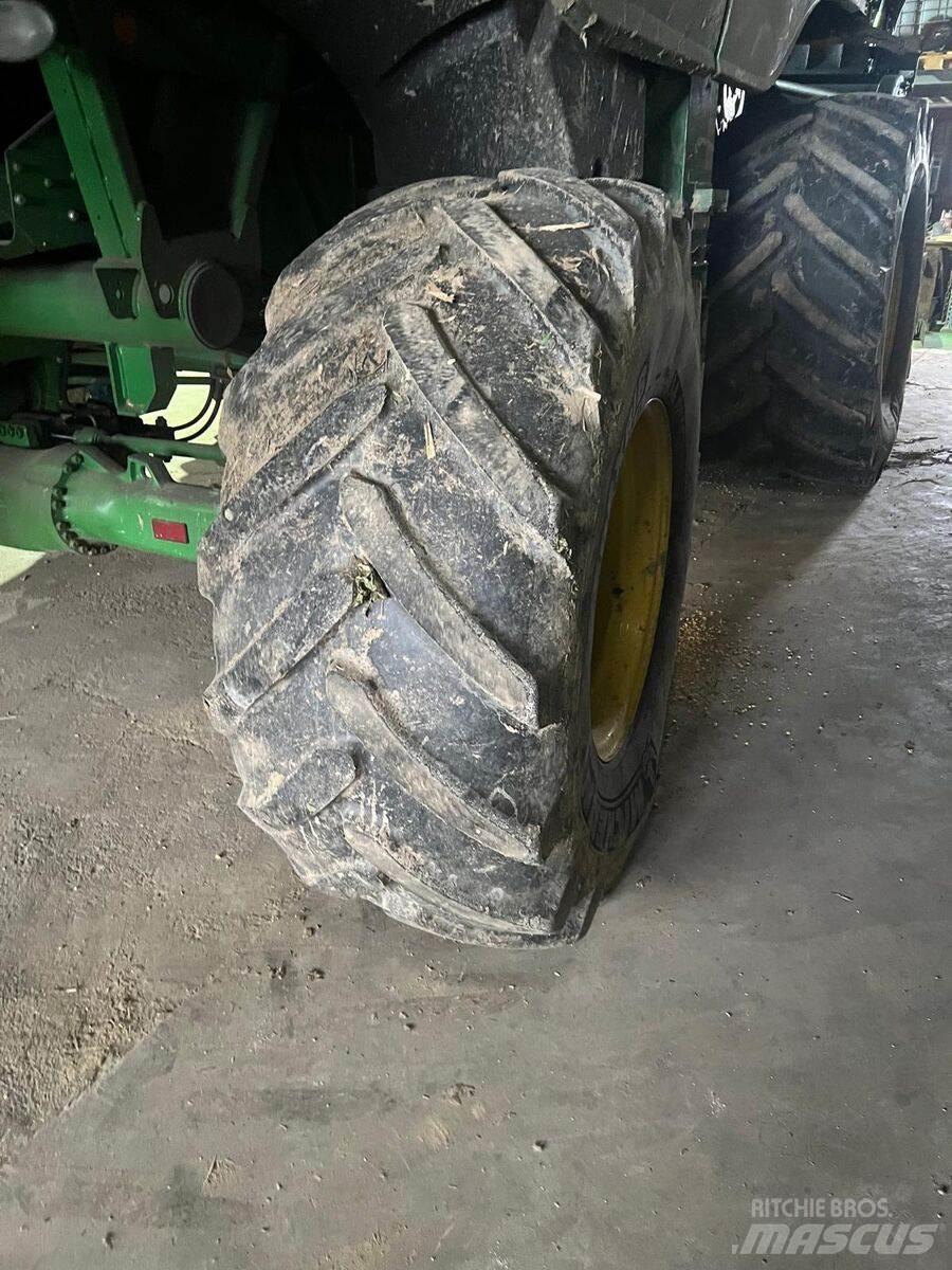 John Deere T670 Θεριζοαλωνιστικές μηχανές