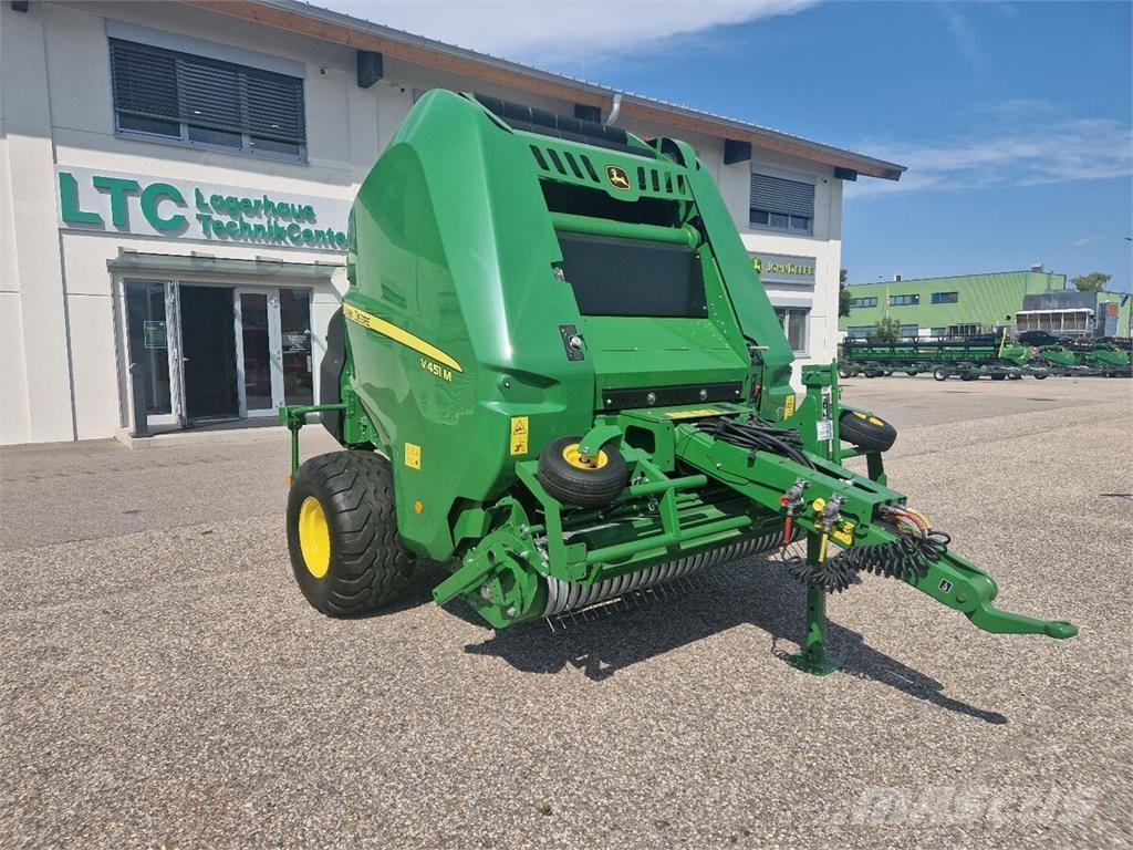 John Deere V451M Πρέσες κυλινδρικών δεμάτων