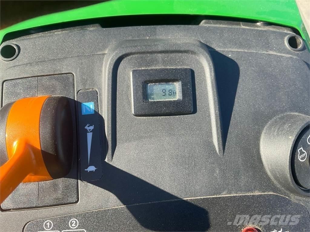 John Deere X167R Άλλα μηχανήματα φροντίδας εδάφους
