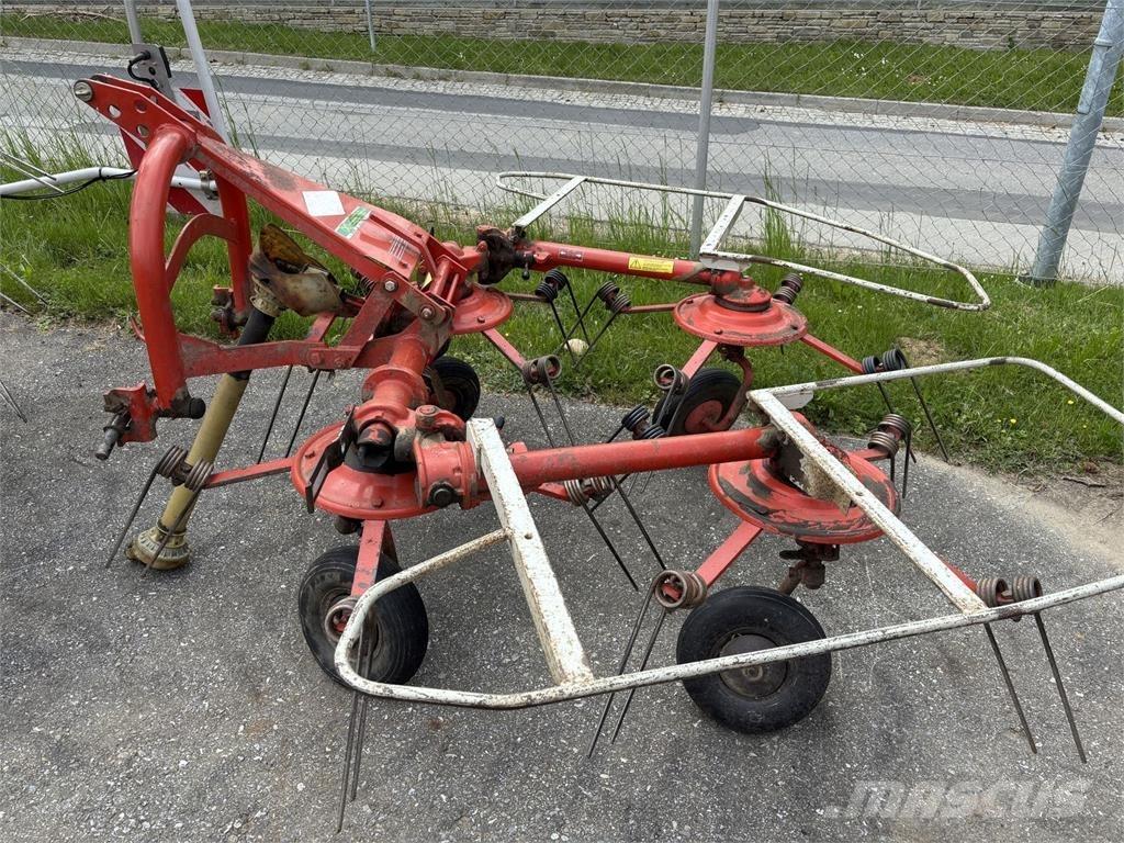 Kuhn GF 440 P Τσουγκράνες και χορτοξηραντικές μηχανές