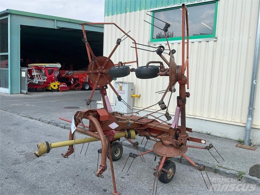 Kuhn GF 5001 Τσουγκράνες και χορτοξηραντικές μηχανές