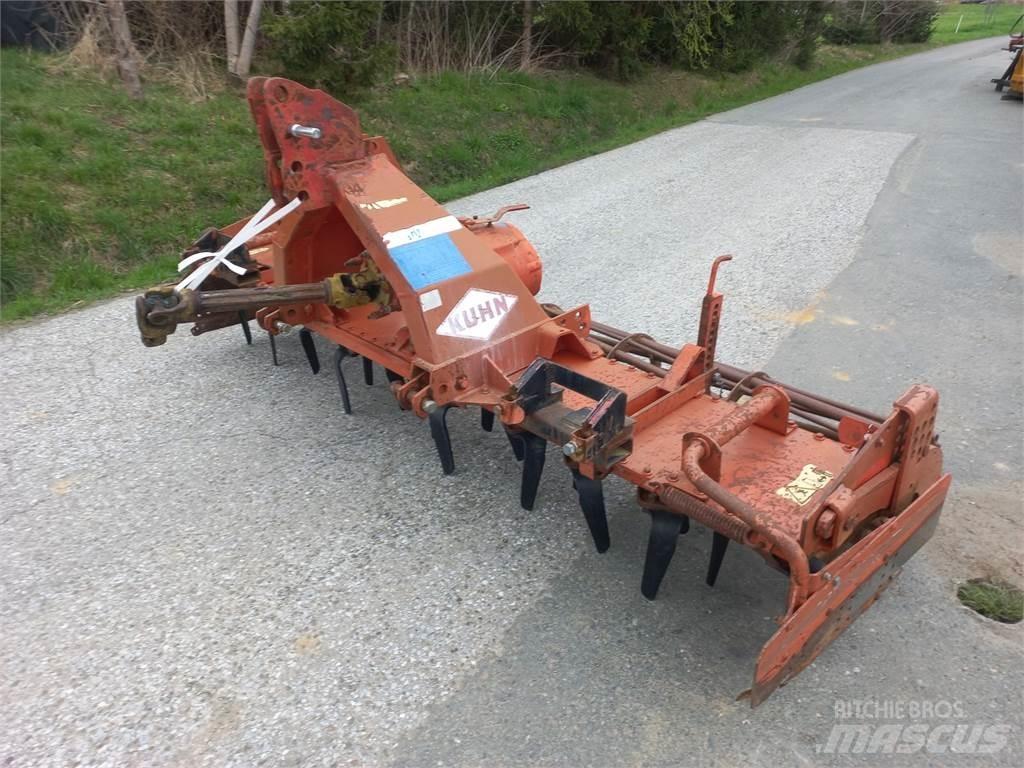 Kuhn HR 302 M Δισκοσβάρνες
