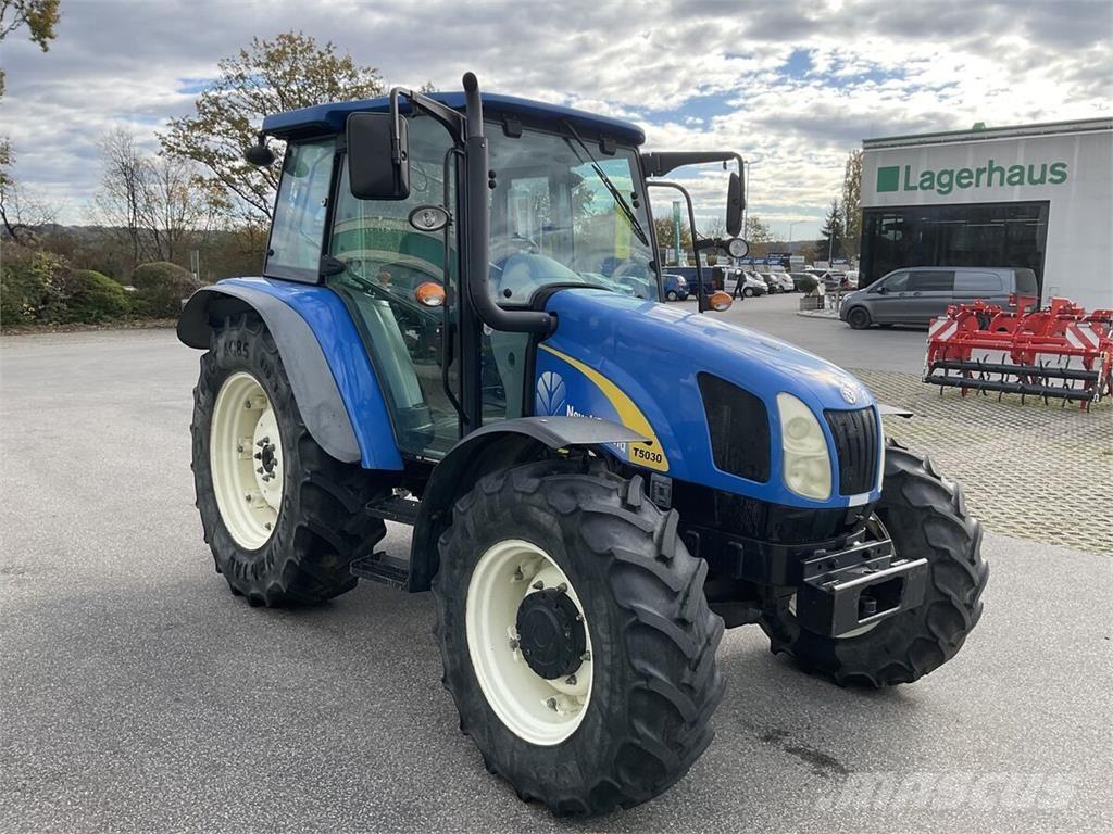 New Holland T 5030 Τρακτέρ