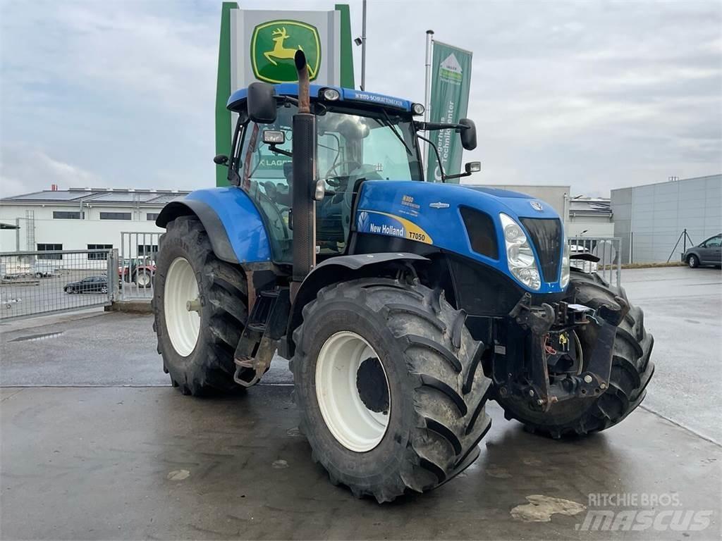 New Holland T7050 Τρακτέρ