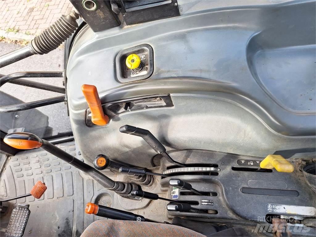 New Holland TL 90 Τρακτέρ