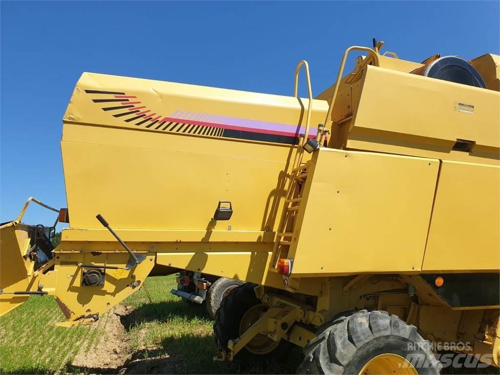 New Holland TX 65 Θεριζοαλωνιστικές μηχανές