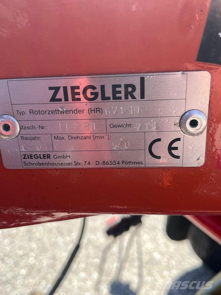 Niemeyer HR 6.71 DH Τσουγκράνες και χορτοξηραντικές μηχανές