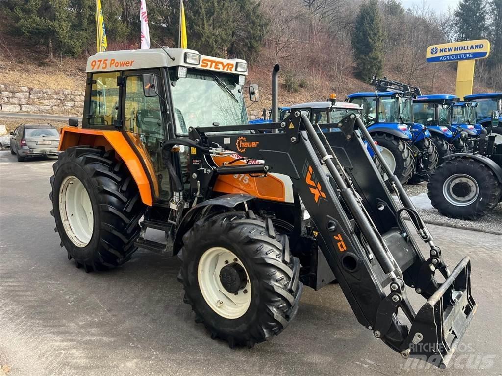Steyr 975A Τρακτέρ