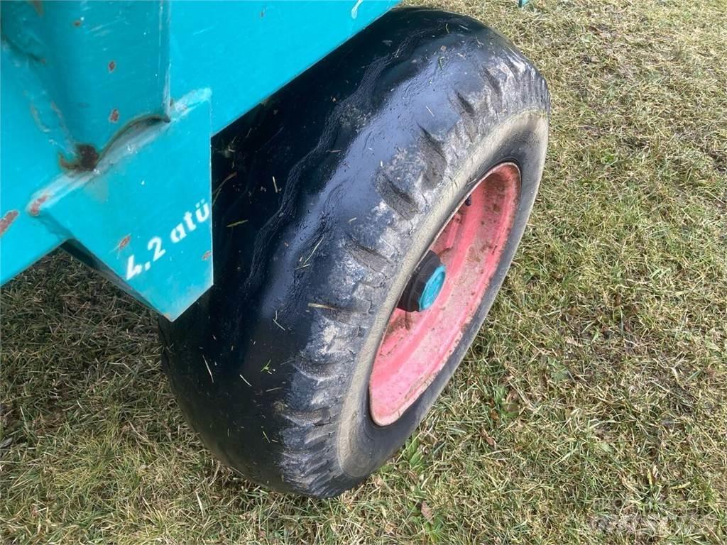 Steyr Hamster 803V Ρυμούλκα με διάταξη αυτοφόρτωσης