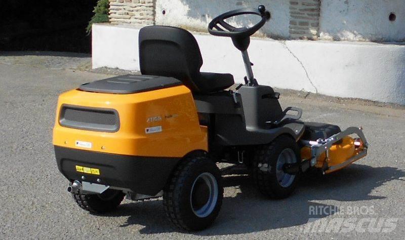 Stiga Park 300 Άλλα μηχανήματα φροντίδας εδάφους