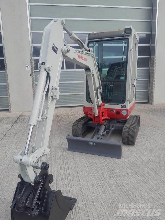 Takeuchi TB016 Εκσκαφάκι (διαβολάκι) < 7t