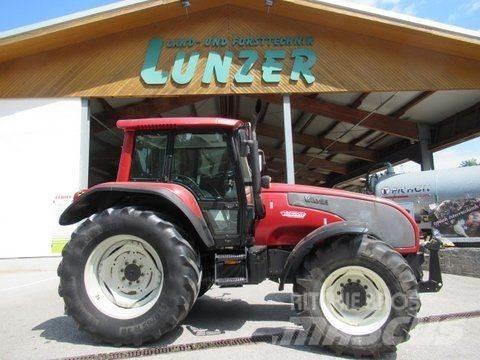 Valtra T130 Τρακτέρ