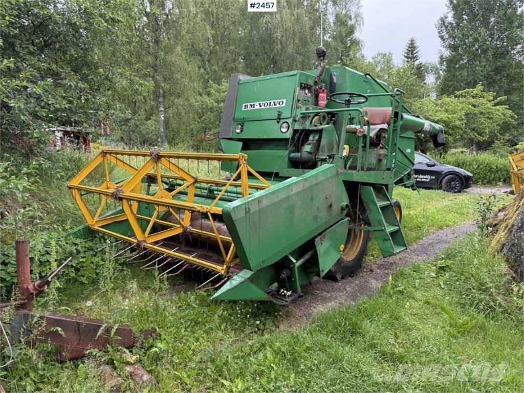 Volvo BM S830 Θεριζοαλωνιστικές μηχανές