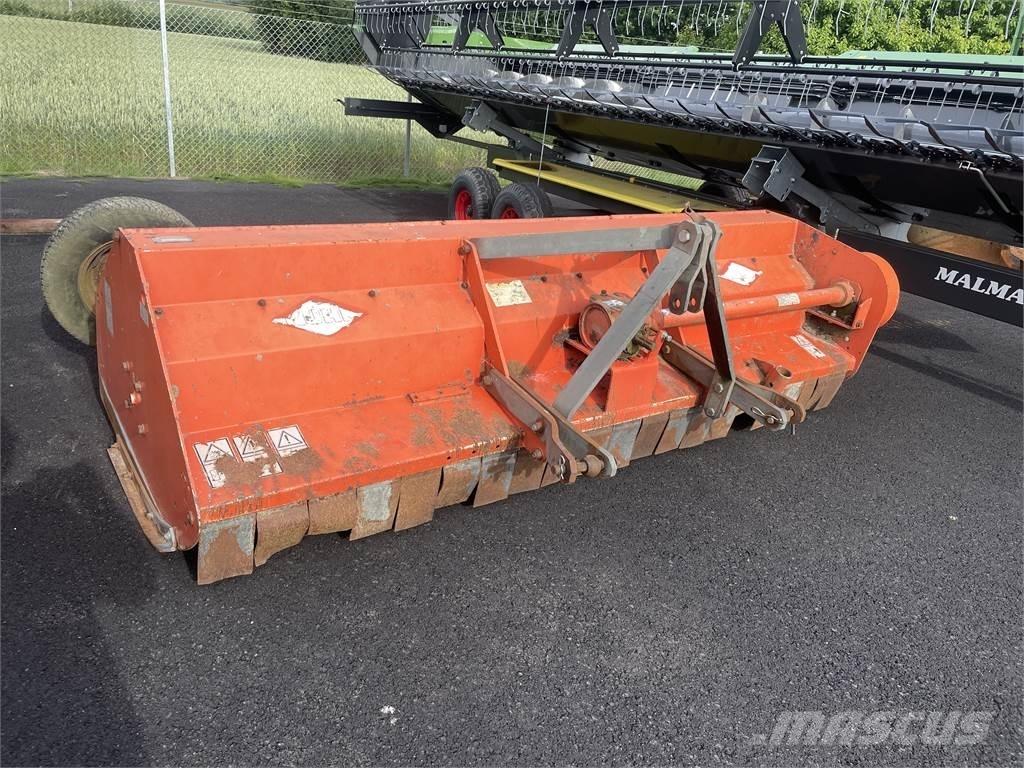 Kuhn BP28 Λοιπός εξοπλισμός συγκομιδής χορτονομής
