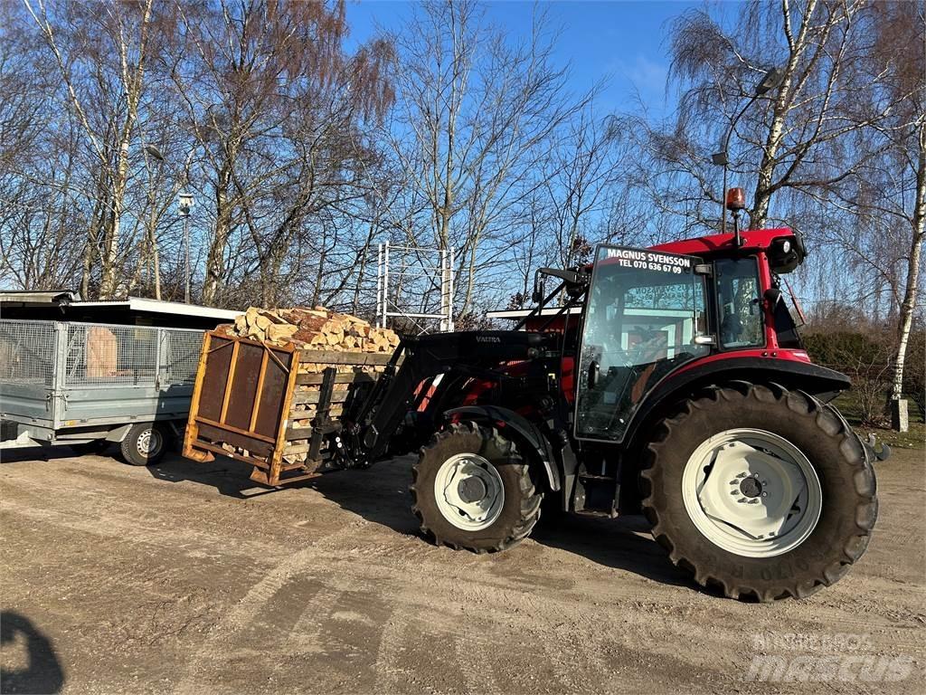 Valtra 85SH Τρακτέρ