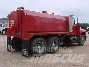 Mack R690ST Βυτία νερού