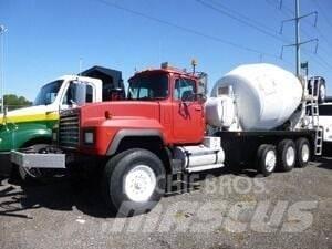 Mack RD690S Άλλα Φορτηγά