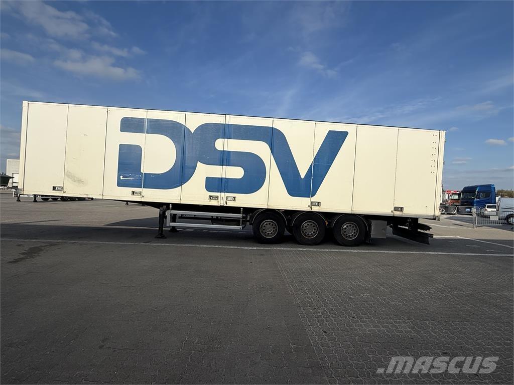 Ekeri 33 pl. Ημιρυμούλκες κόφα