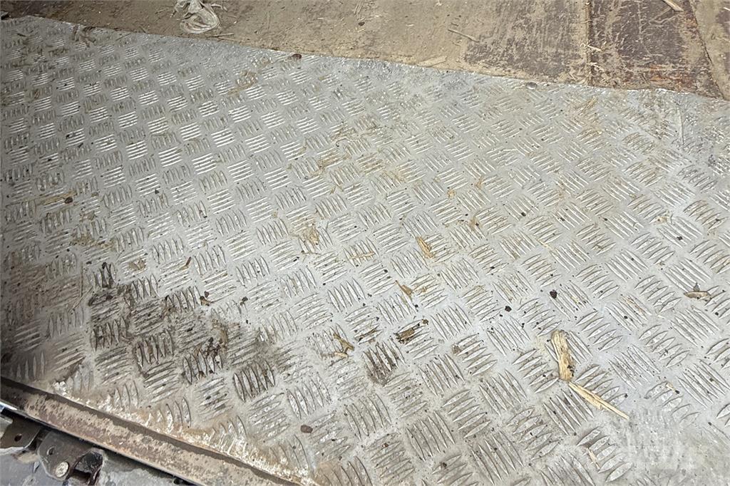 Kel-Berg 34 pl. MEGA Ημιρυμούλκες κόφα