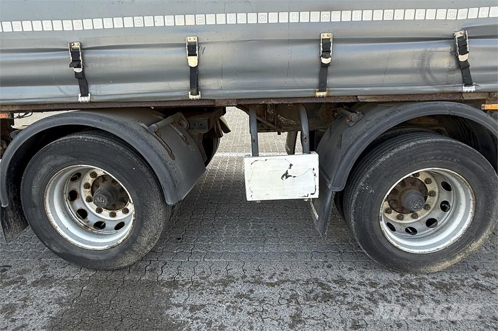 Krone 2 Aks. Gardin Ρυμούλκες αστικής χρήσης