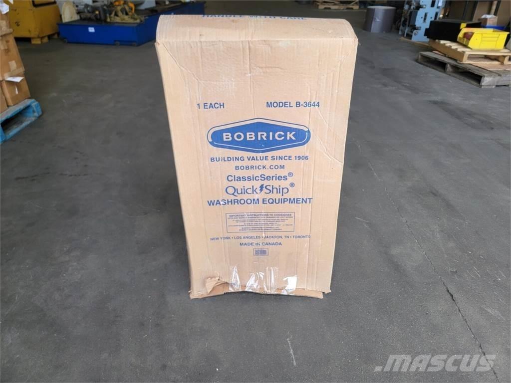  BOBRICK B-3644 Container παλετοφόρο