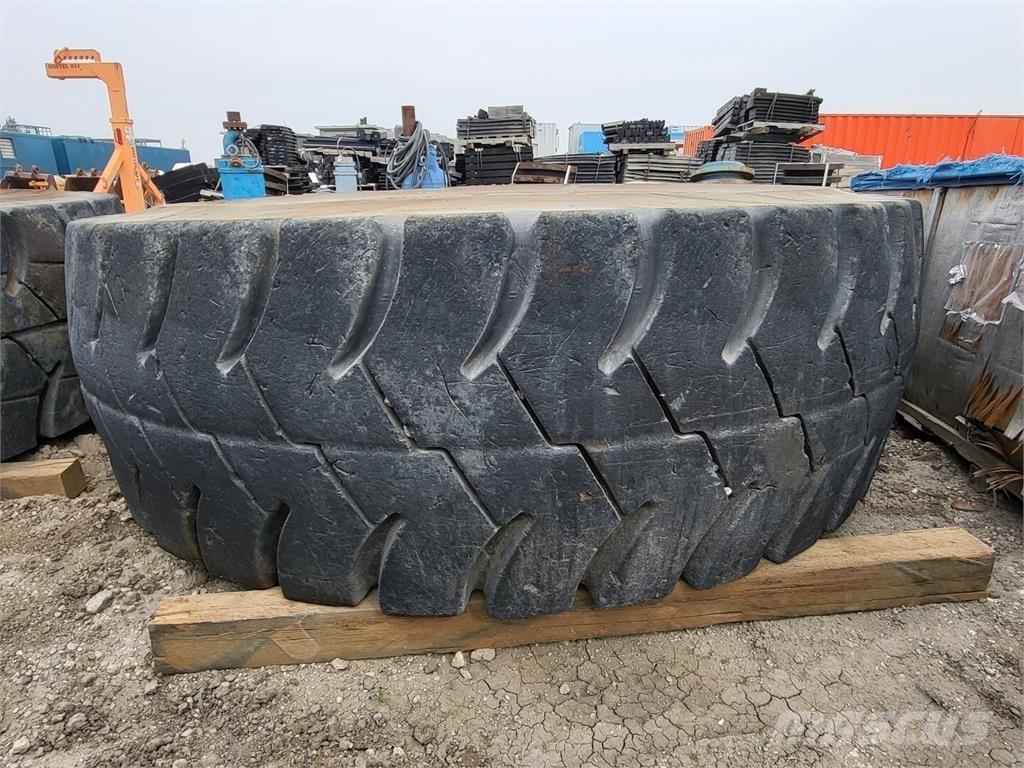Goodyear RM-4B+ Ελαστικά και ζάντες