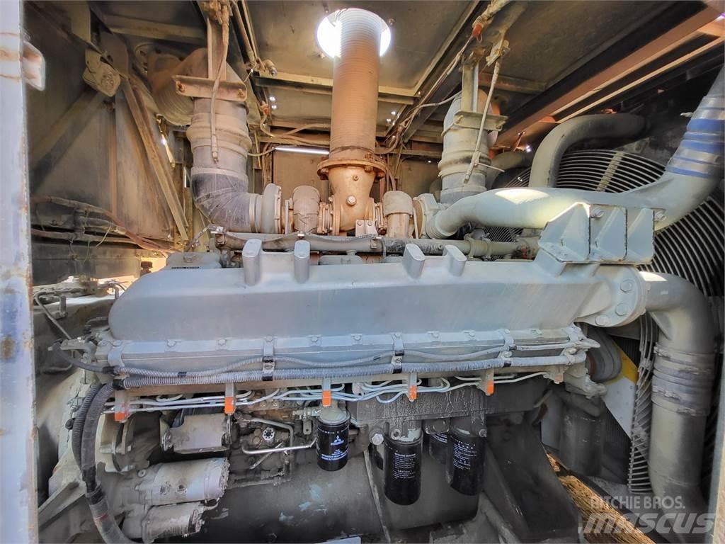 Hitachi S12A2-Y1TAA1 Κινητήρες