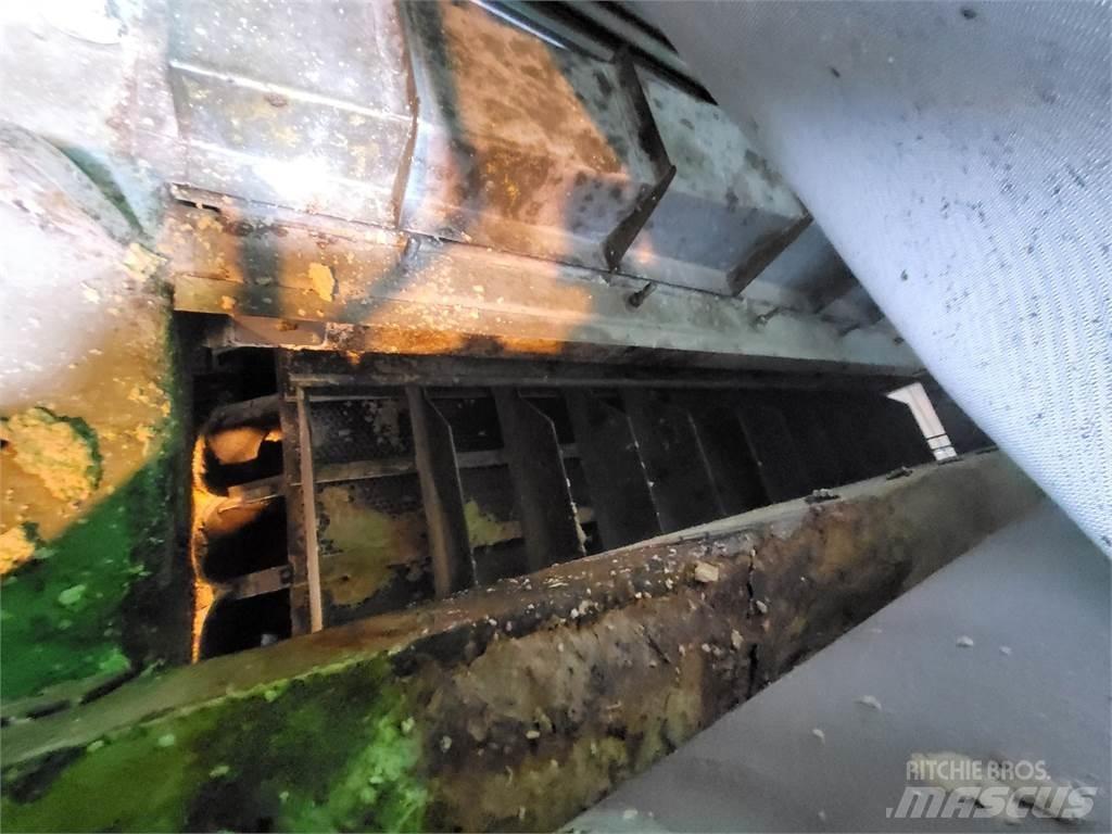 Hymac PT-135 Εξοπλισμός πλύσης