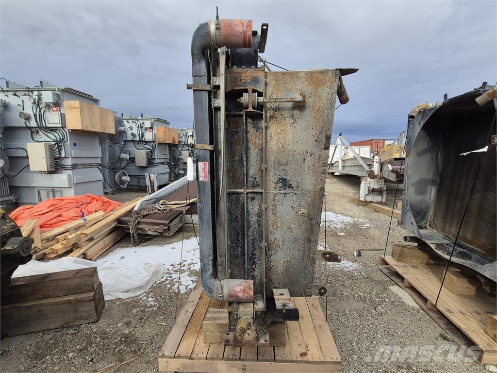 Komatsu  Σπαστό Dump Truck ADT