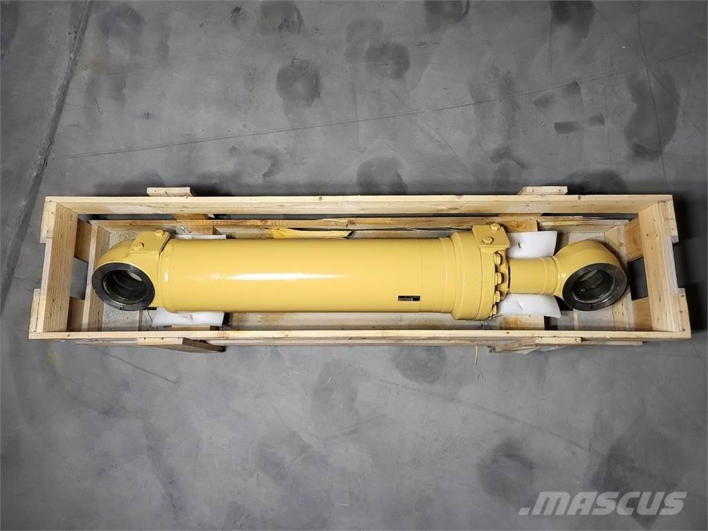 Komatsu 707-01-0E630 Μεταφορές - Άλλα