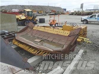 Komatsu D375 Μπουλντόζες με λάστιχα