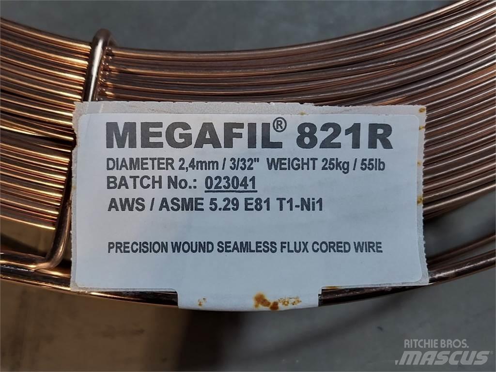  MEGAFIL 821R Μηχανές συγκόλλησης