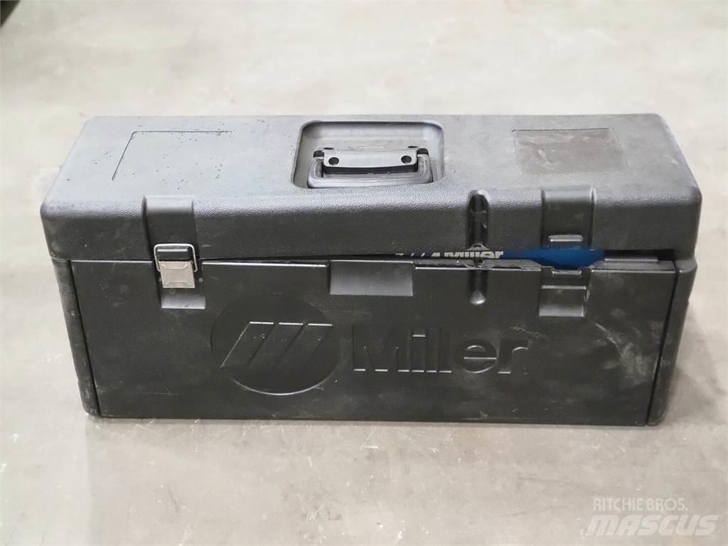 Miller 907531001 Μηχανές συγκόλλησης